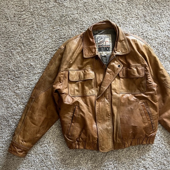Vintage Outback Tan Leather Jacket for Men size large - Picture 3 of 13